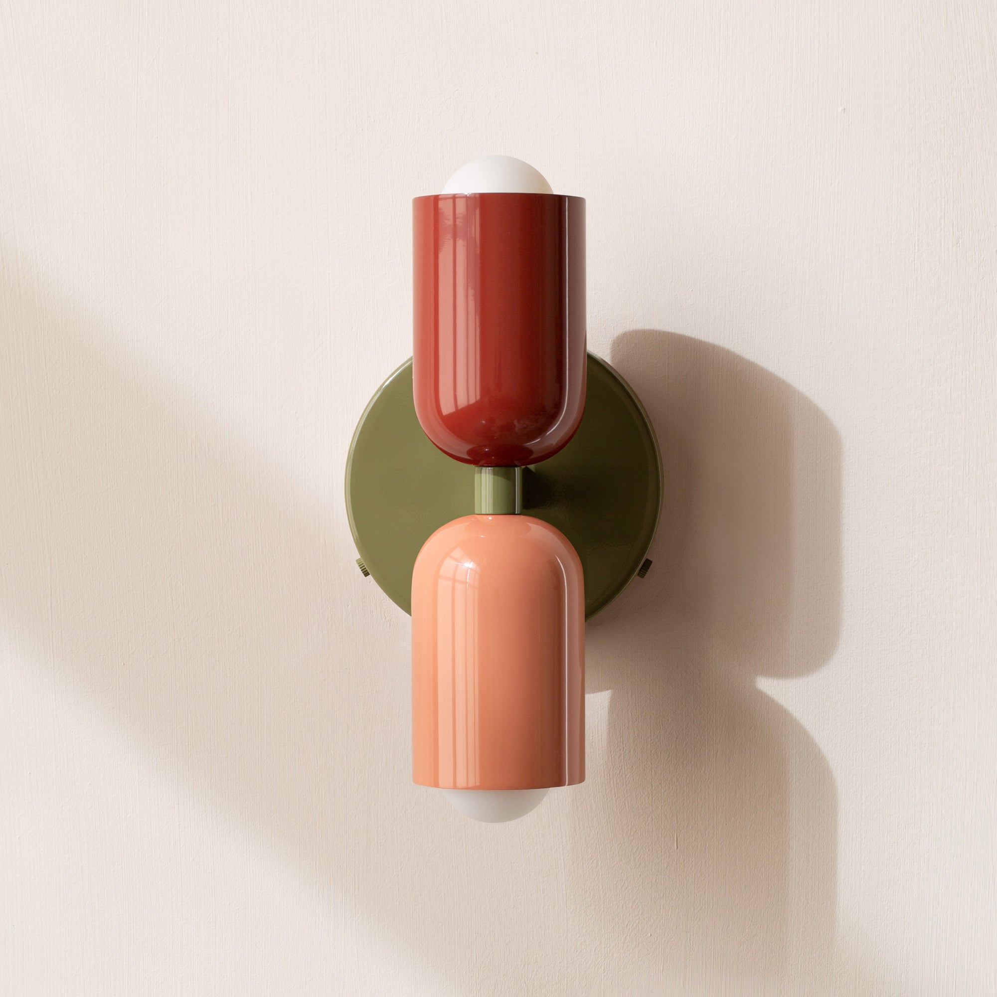 אור קיר חיצוני LED עם ראש כפול מפלדת אל-חלד של Aureli