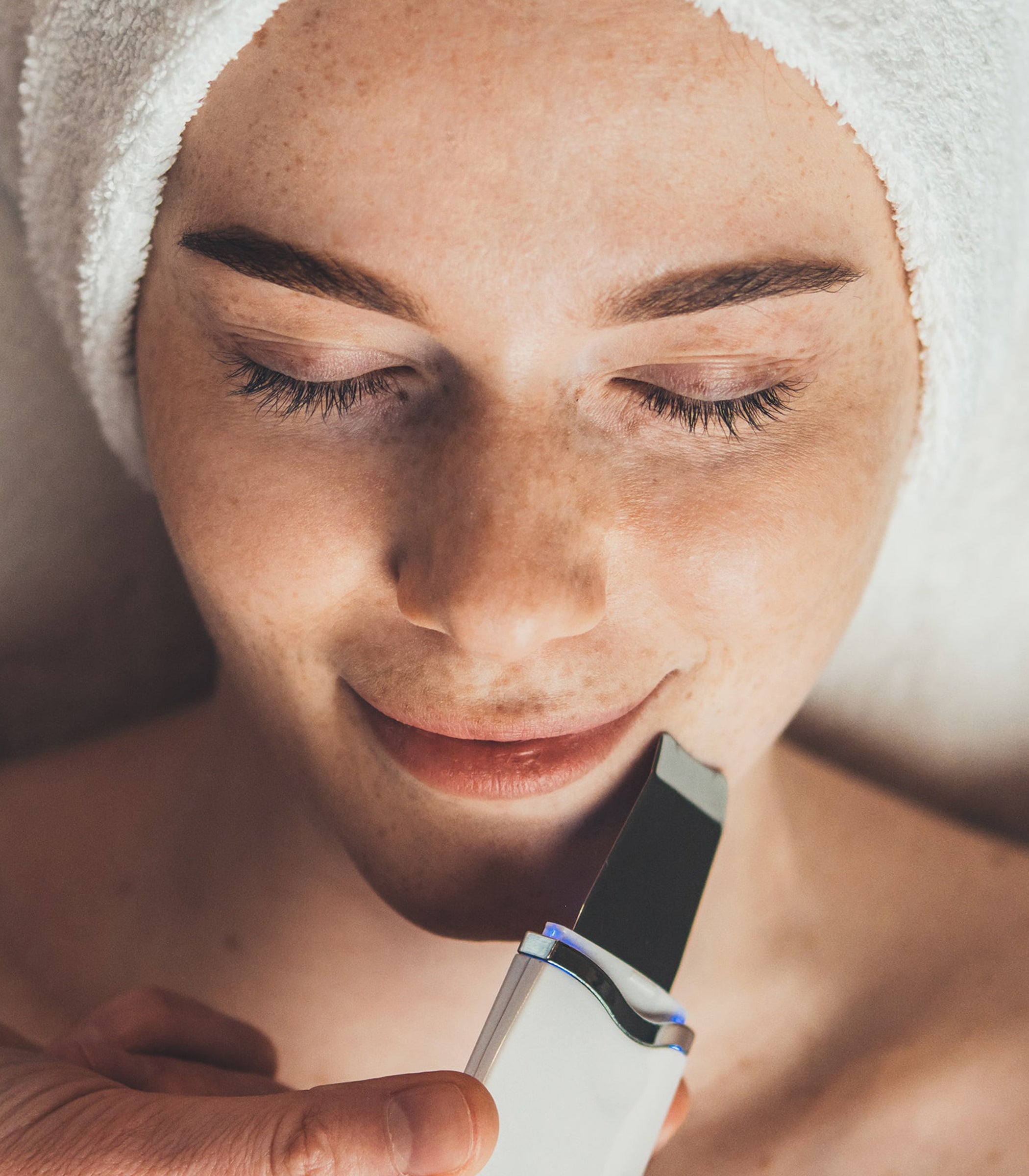 Ultrasone Ionenschraper voor Gezichtsreiniging Thuis