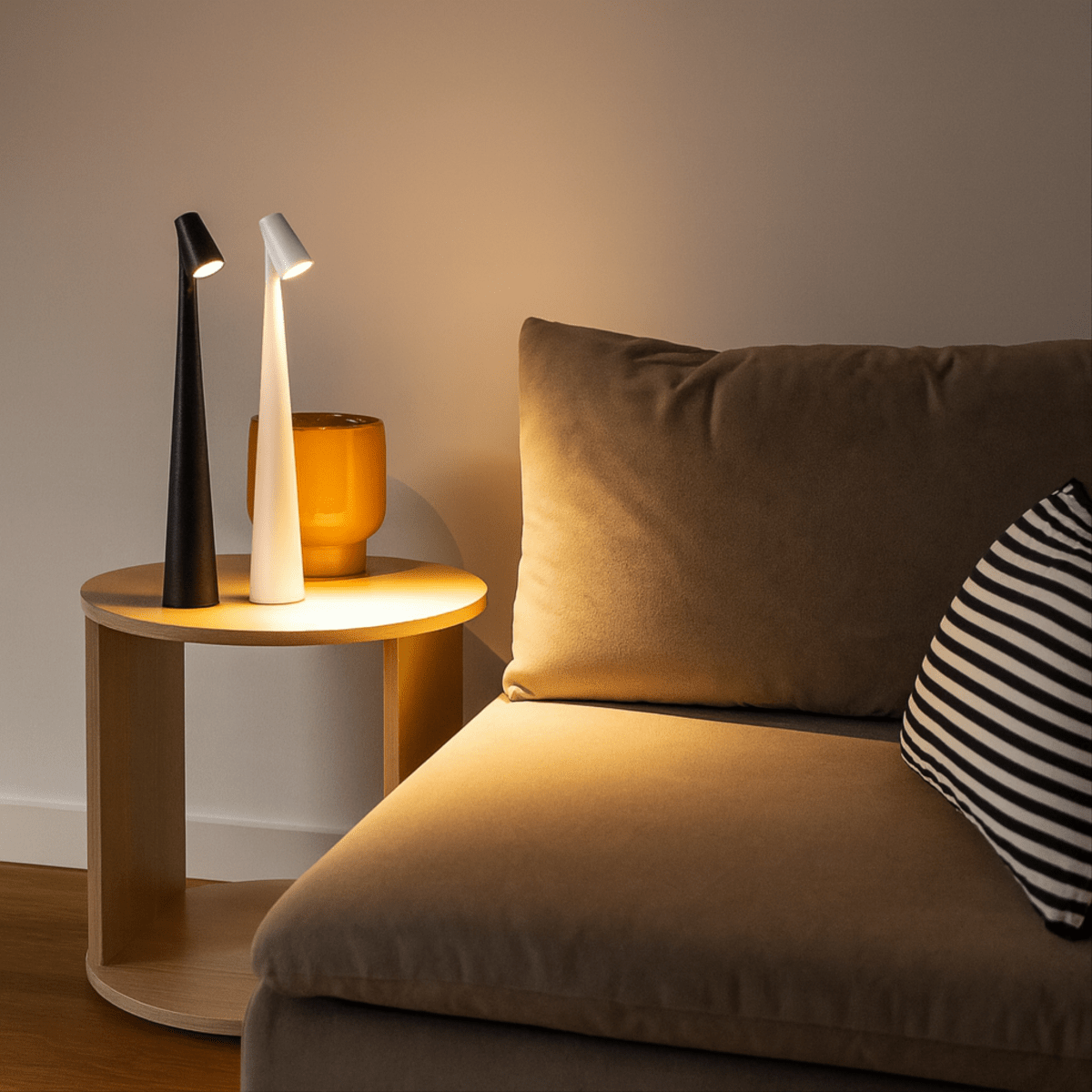 Stylish Rechargeable Metal Table Lamp Indoors And Outdoors