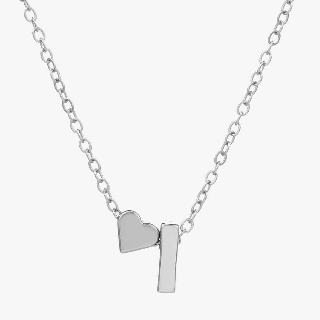Luna Hart Initial Hanger Ketting