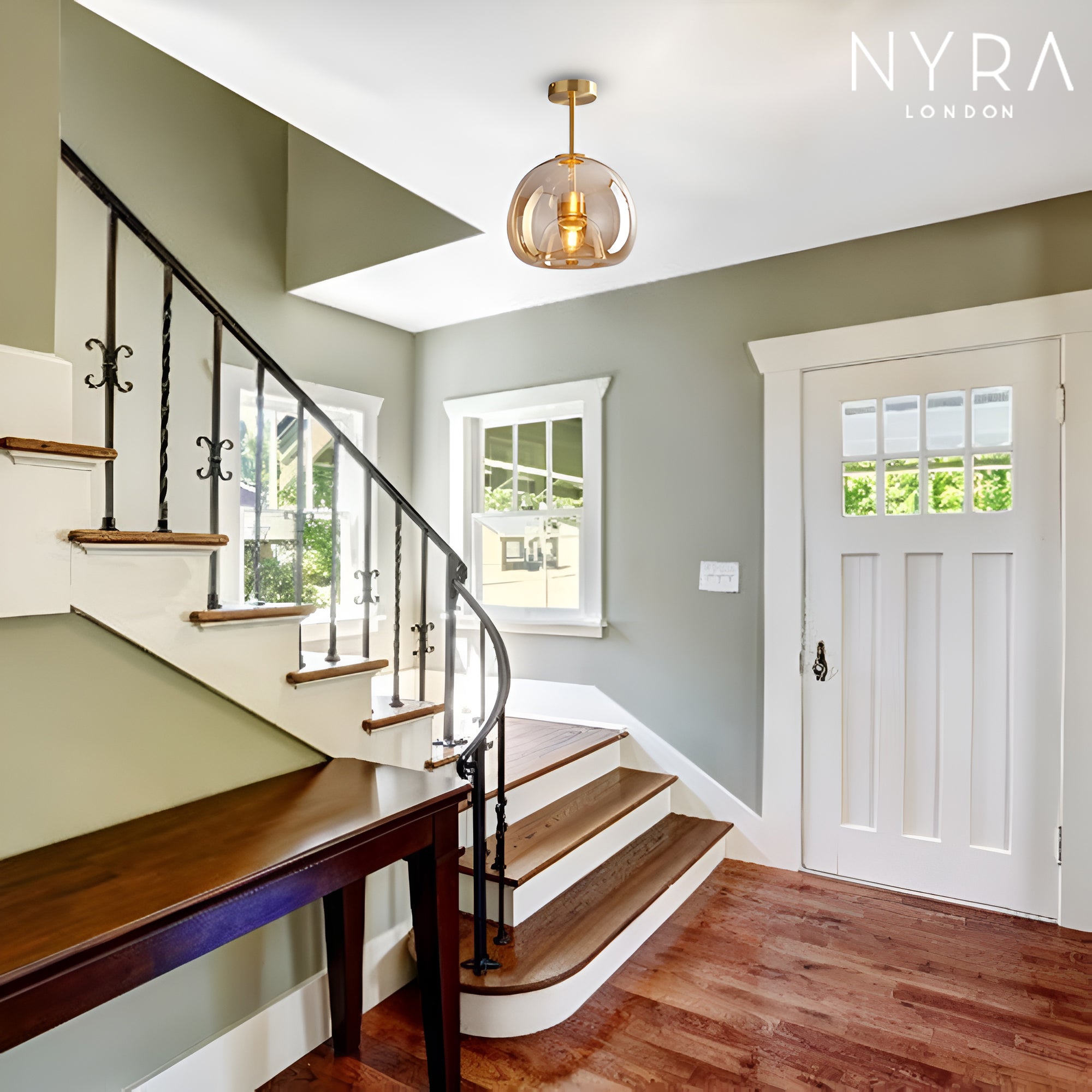 CelestiaNova glasskuppel vegglampe for stue