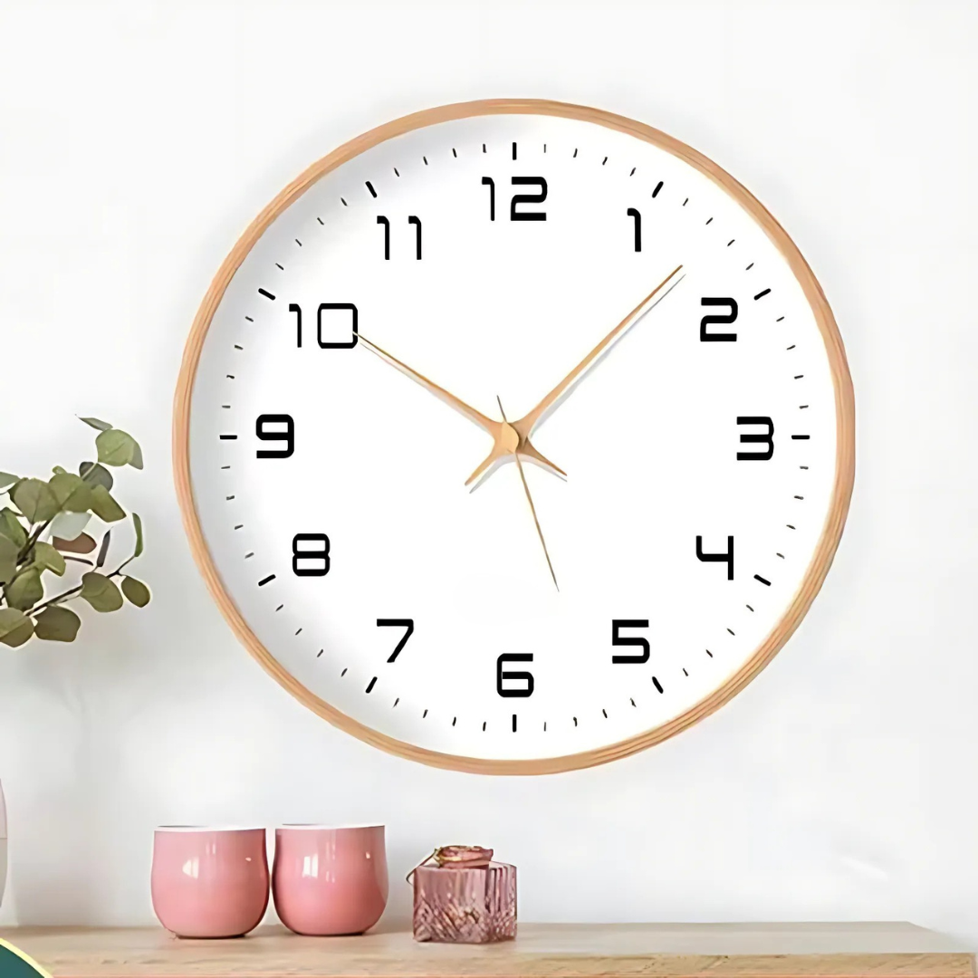 Horloge murale en bois minimaliste Sylvan grande pour salon