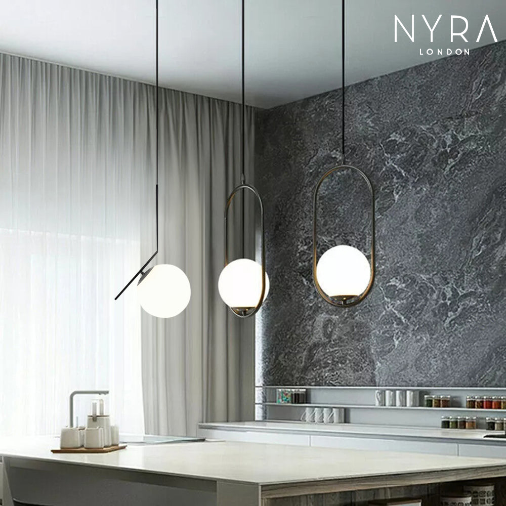 LumoSphere hengelampe med opalglasskule-diffuser