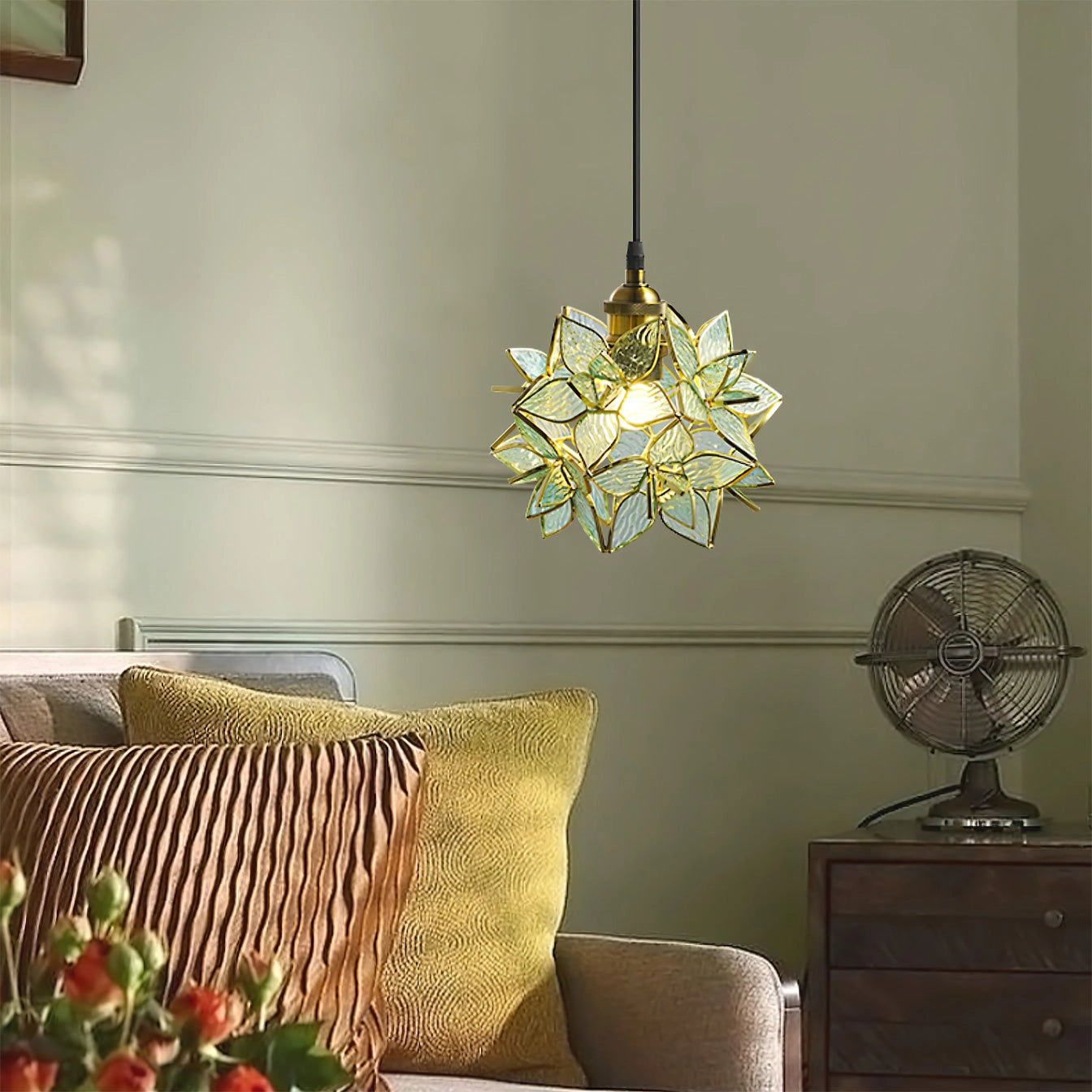 CapizLuxe Pendant Light Handcrafted Ceiling Lamp With Elegant Glow