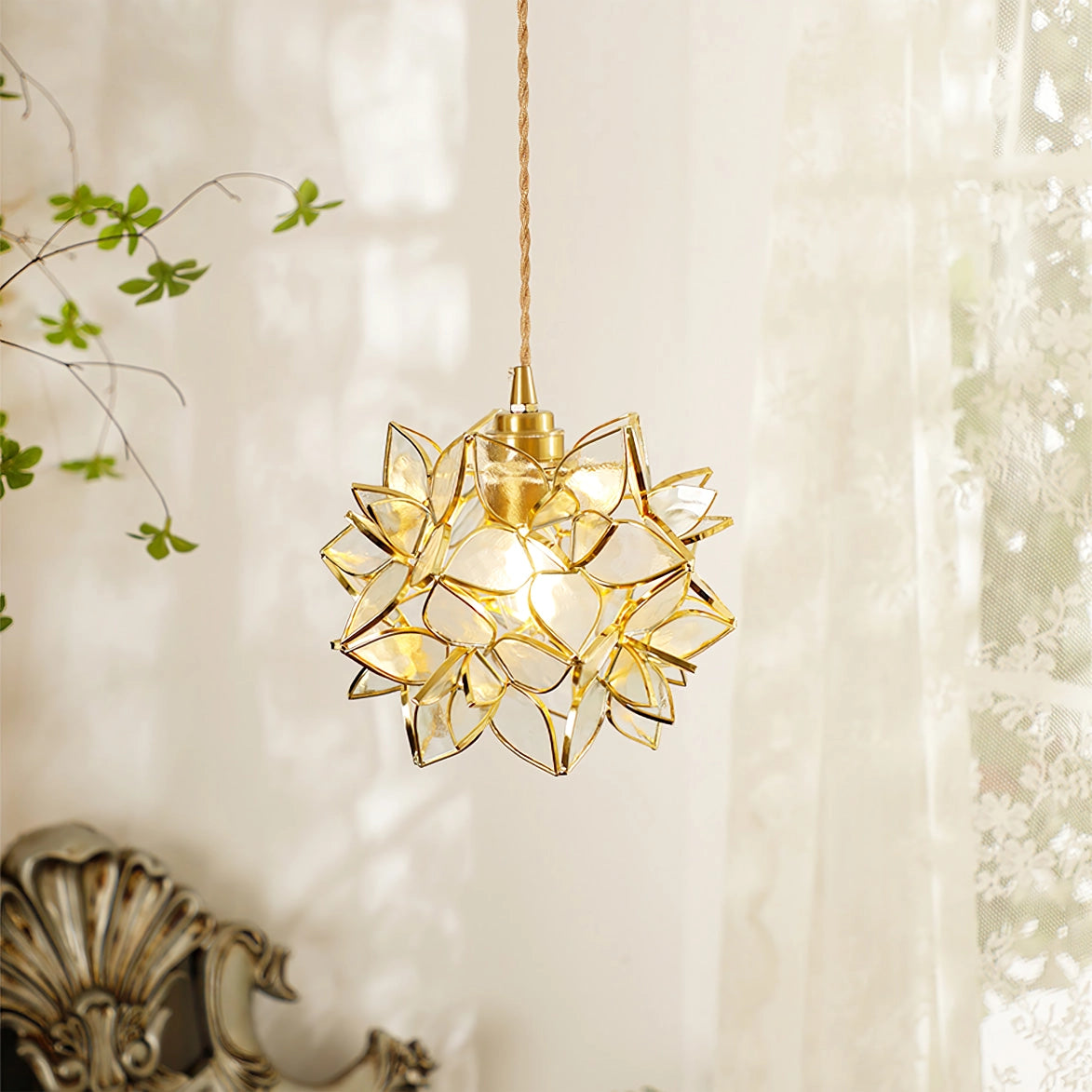 CapizLuxe Pendant Light Handcrafted Ceiling Lamp With Elegant Glow