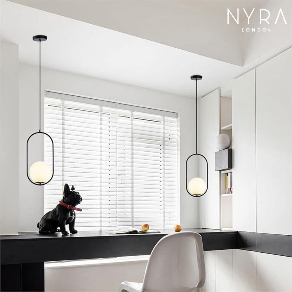 LumoSphere hengelampe med opalglasskule-diffuser