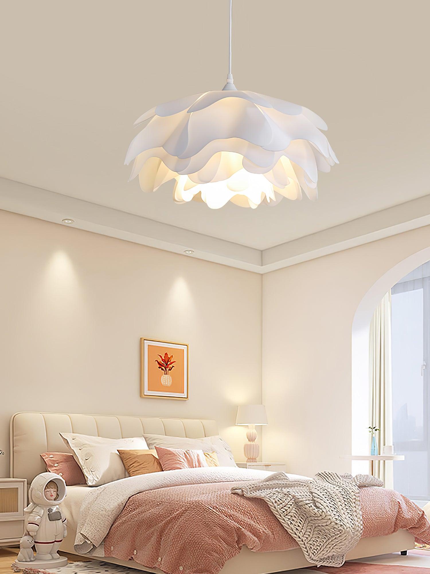 FloraGlow Petal Pendant Lamp | White Soft Diffuse Light