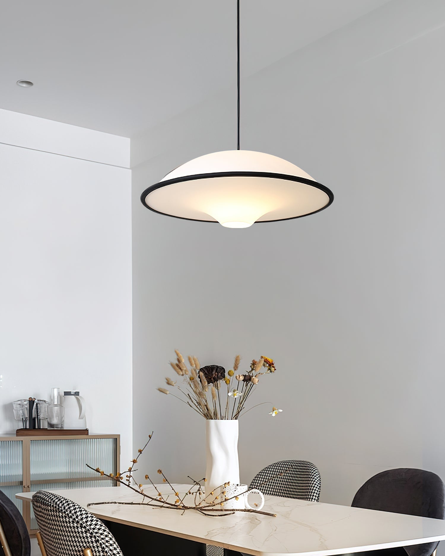 Novara | Minimalist UFO Pendant Light With Black Trim