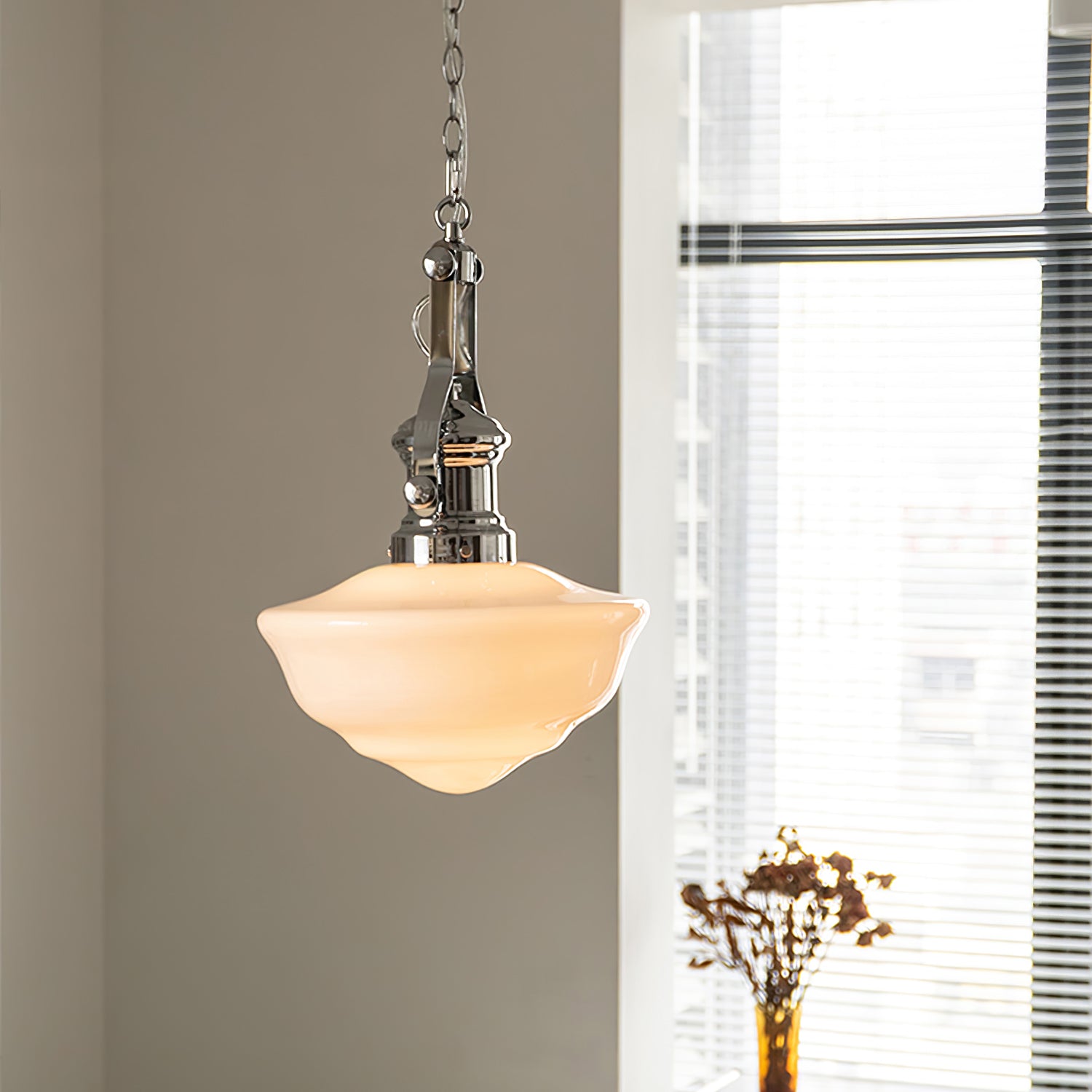 Vernaro | School-Style Pendant Lamp With Glass Shades