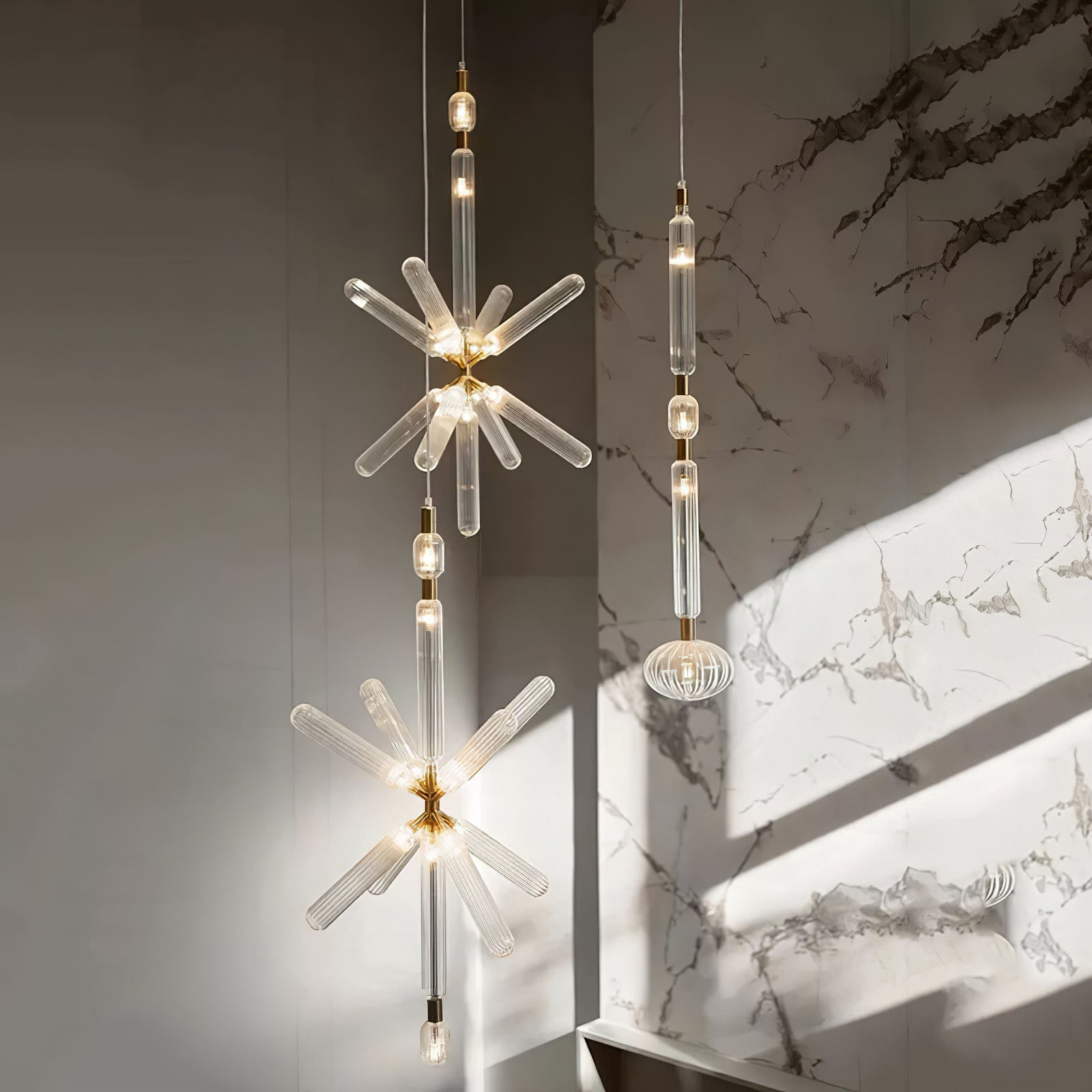 Candeeiro de Teto Lumenara com Cilindros de Cristal Elegantes