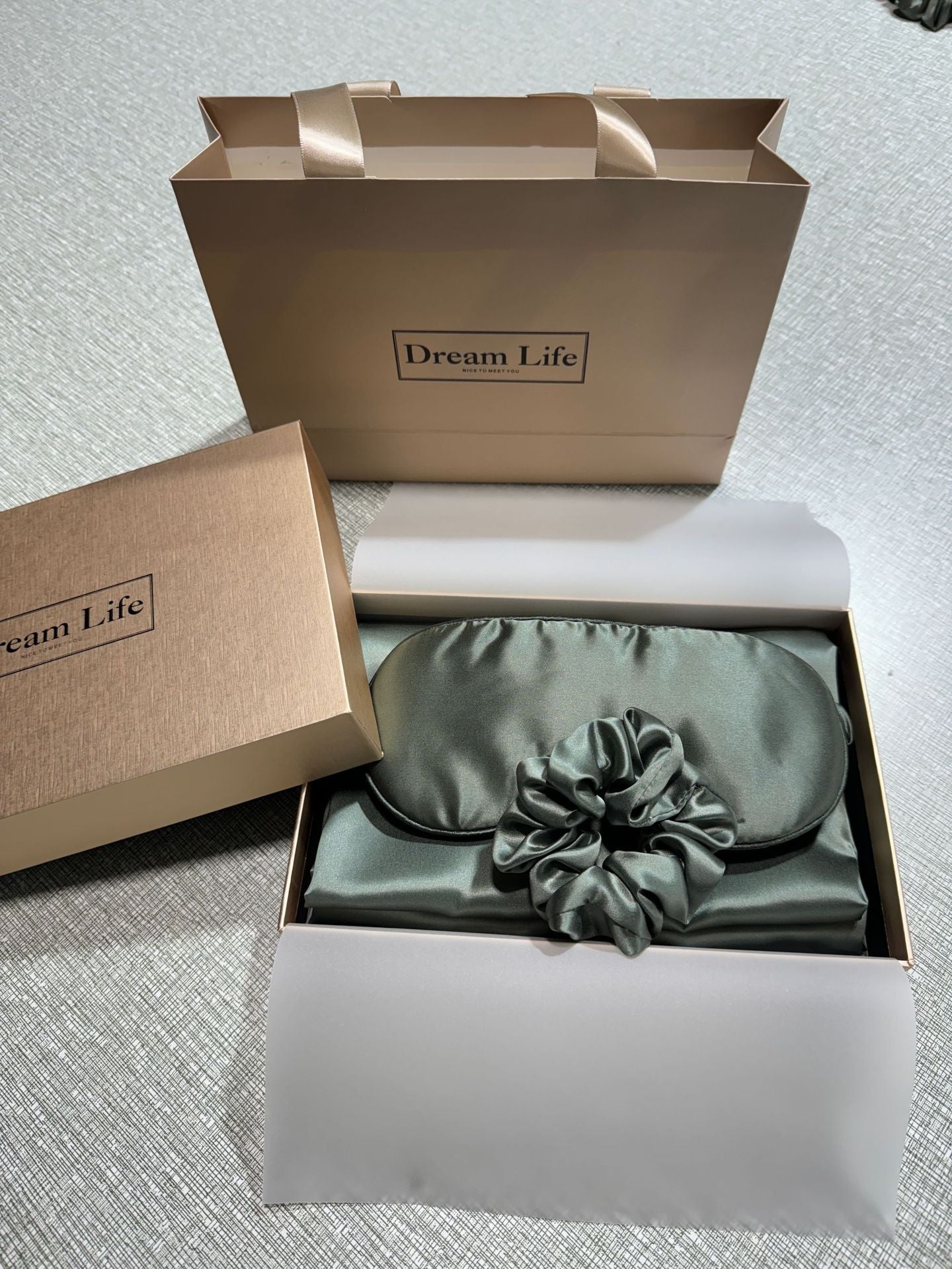 夜曲丝绸睡眠套装含枕套与眼罩