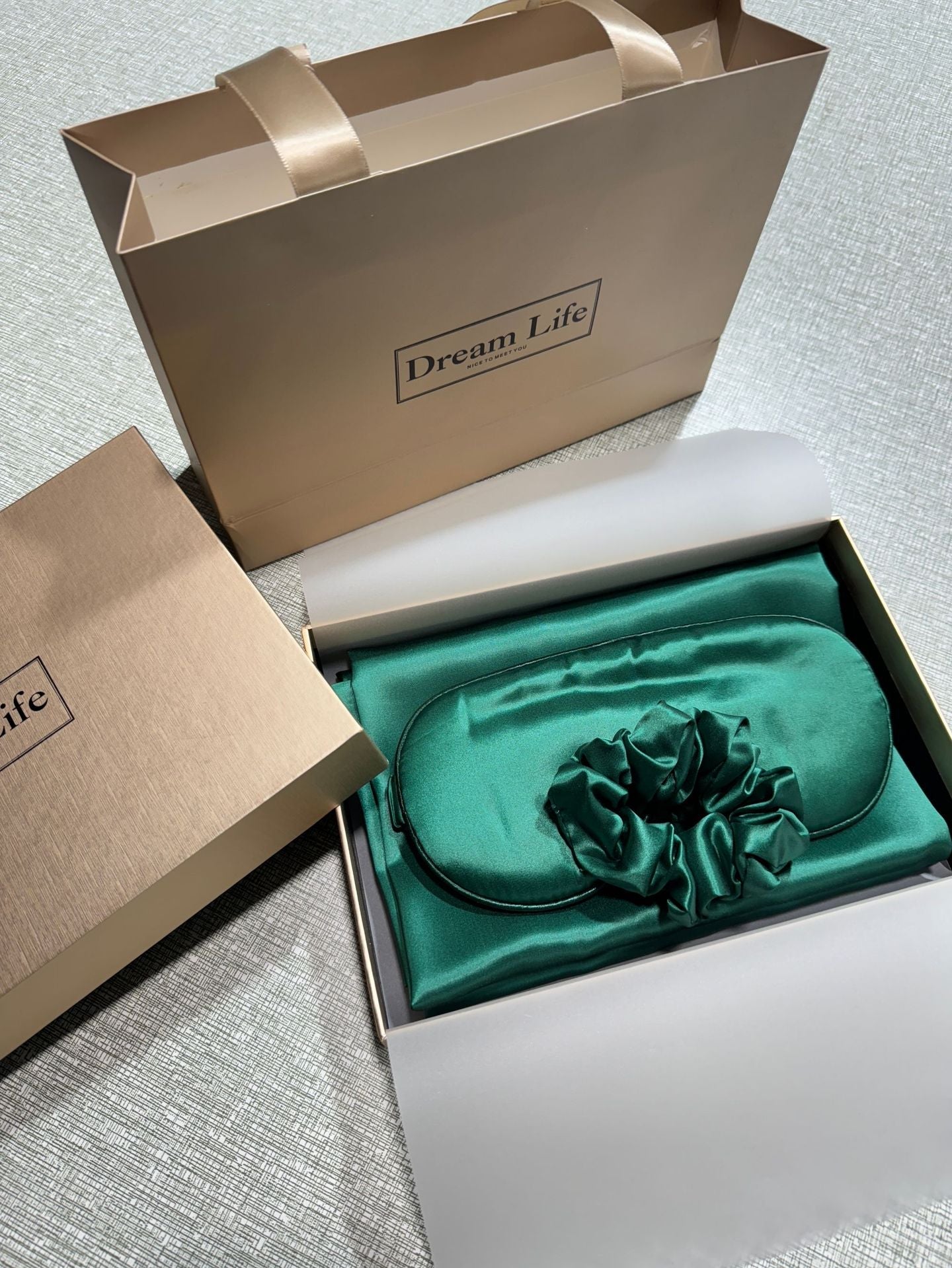 夜曲丝绸睡眠套装含枕套与眼罩