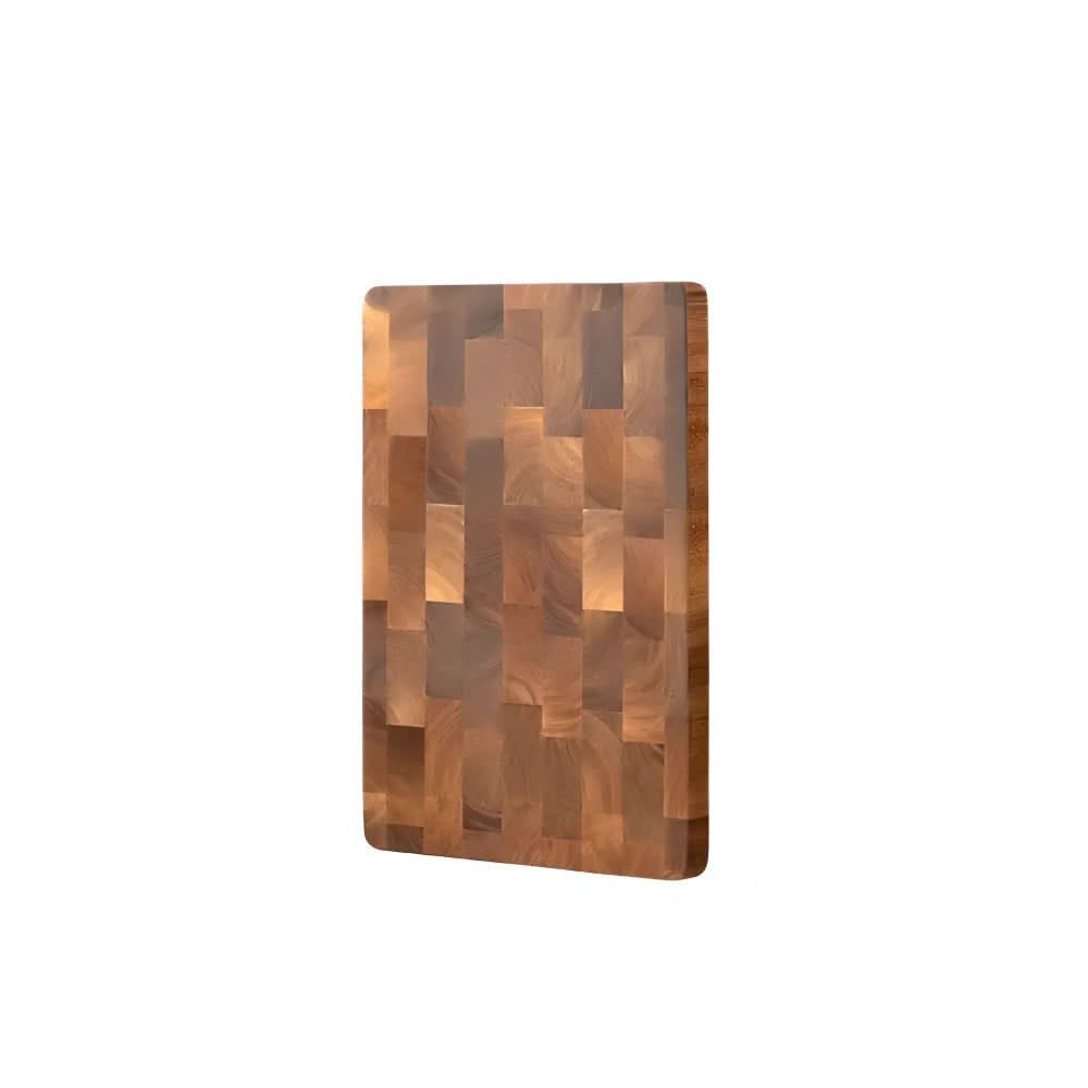 Antibakterielles Schneidebrett aus Akazienholz mit Schachbrettmuster von TimberHaven