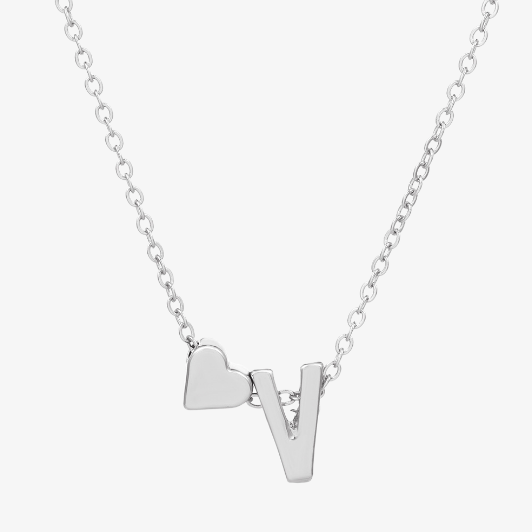 Luna Hart Initial Hanger Ketting