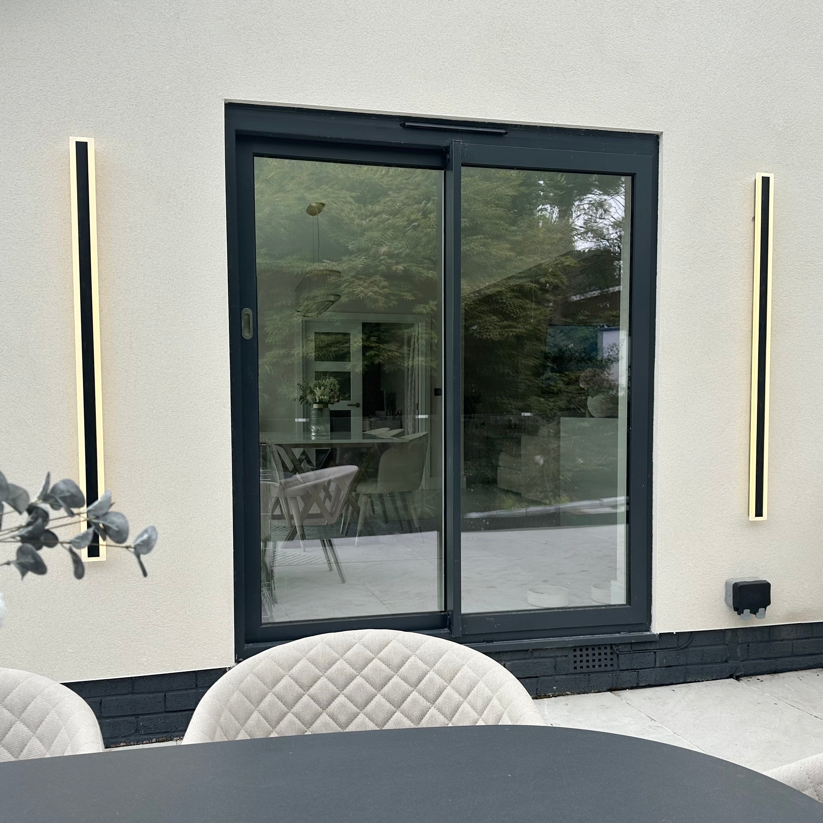 Kirrelus Aluminum Outdoor LED Wall Light With Sleek Design