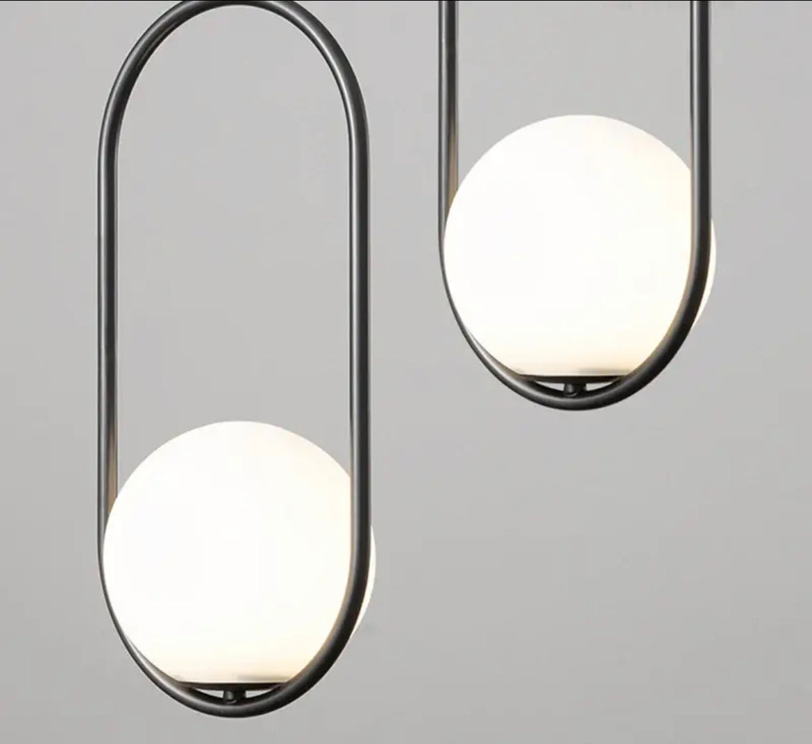 Lampu Gantung LumoSphere Dengan Penyebar Sfera Kaca Opal