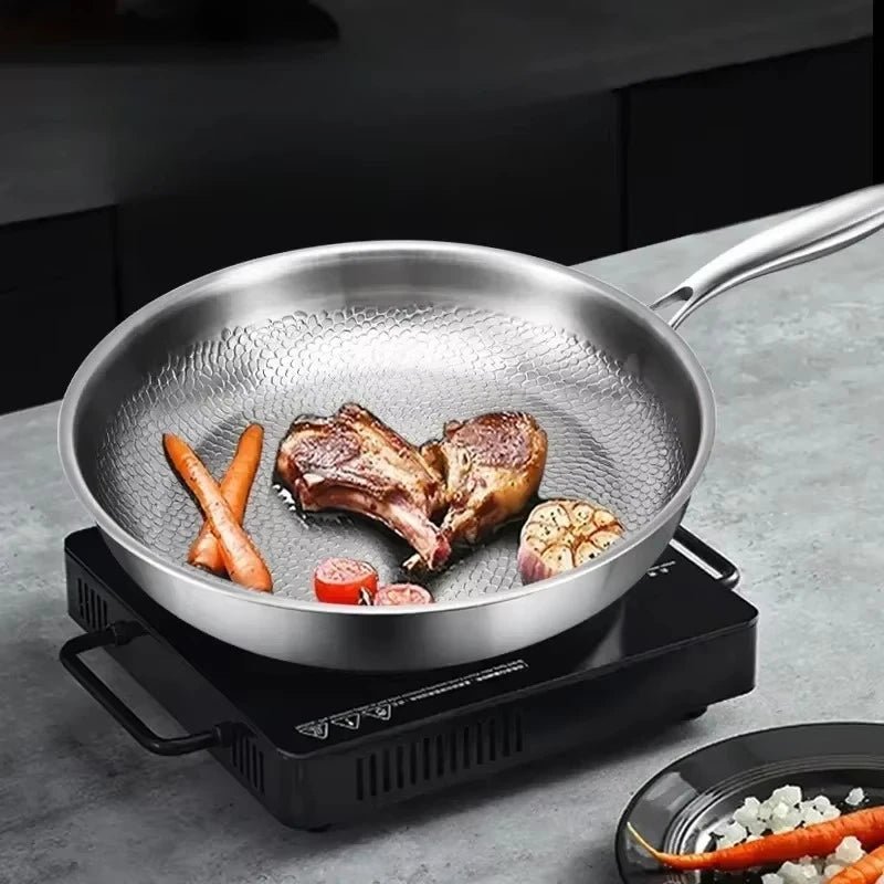Svulp | FORGEON – Titanium hammered non-stick frying pan for induction cooktops and everyday cooking