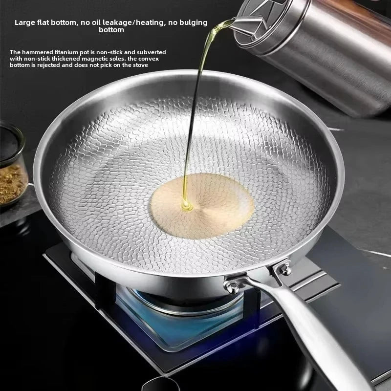 Svulp | FORGEON – Titanium hammered non-stick frying pan for induction cooktops and everyday cooking