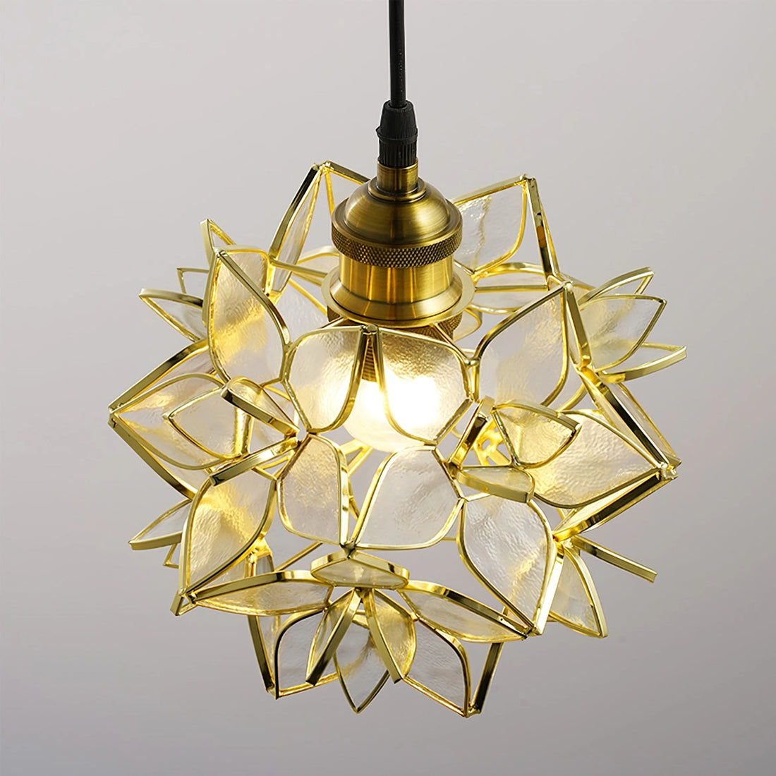 CapizLuxe Pendant Light Handcrafted Ceiling Lamp With Elegant Glow