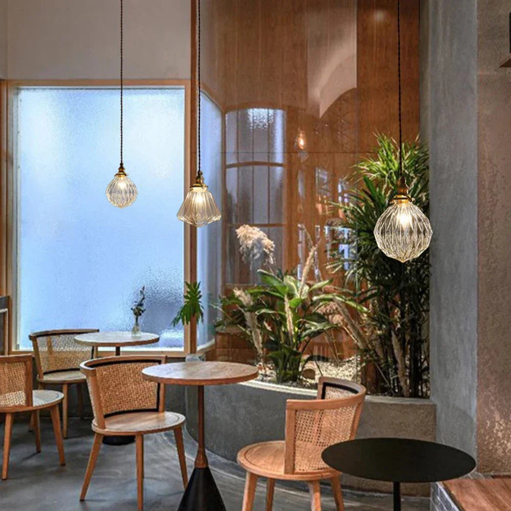 Suspension LED en verre clair nordique pour intérieurs modernes et salles à manger