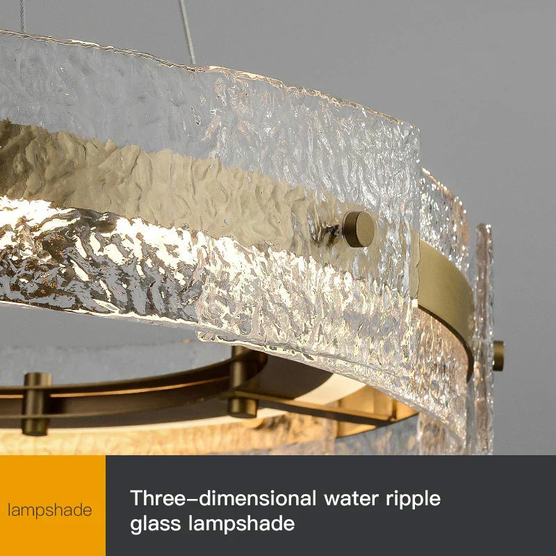 خاتم أورليا الذهبي بزجاج الكريستال وثريا فاخرة