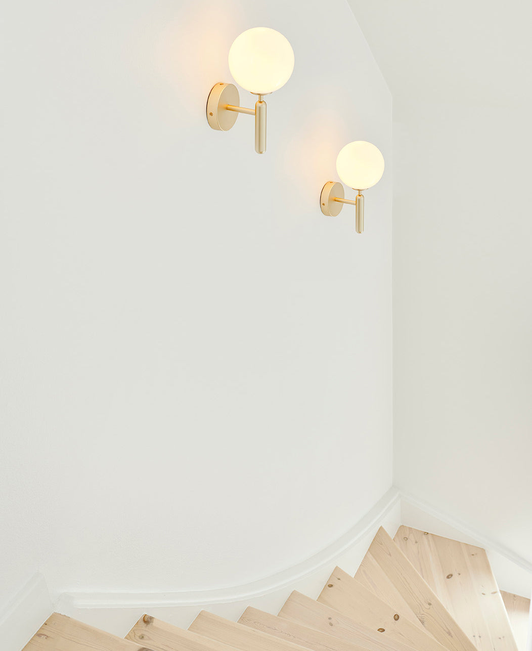 FjordLuma Wall Light Minimalist Scandinavian Design