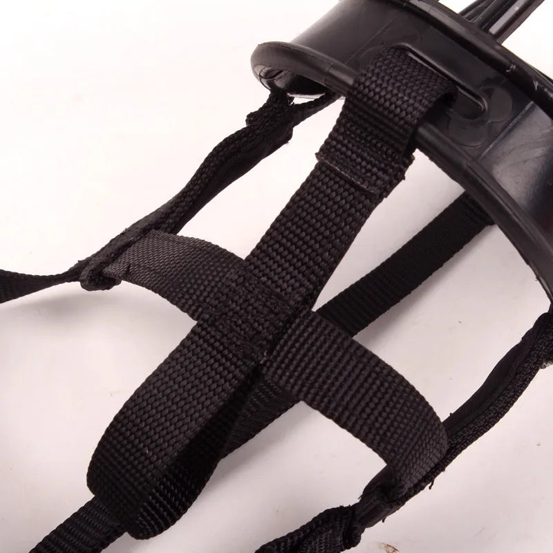 Verstellbare Silikon-Hundemaulkorb für Beißhemmungstraining und Bellenkontrolle