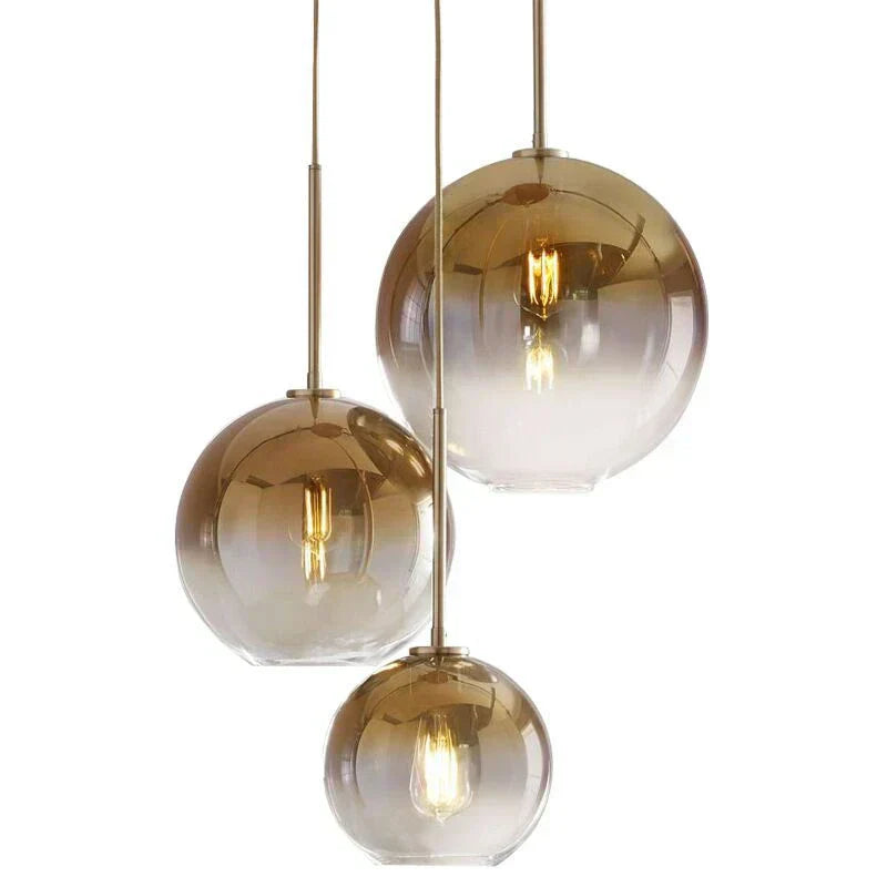 Lampadario a Sfera in Vetro Gradient Aurea con Finitura Oro