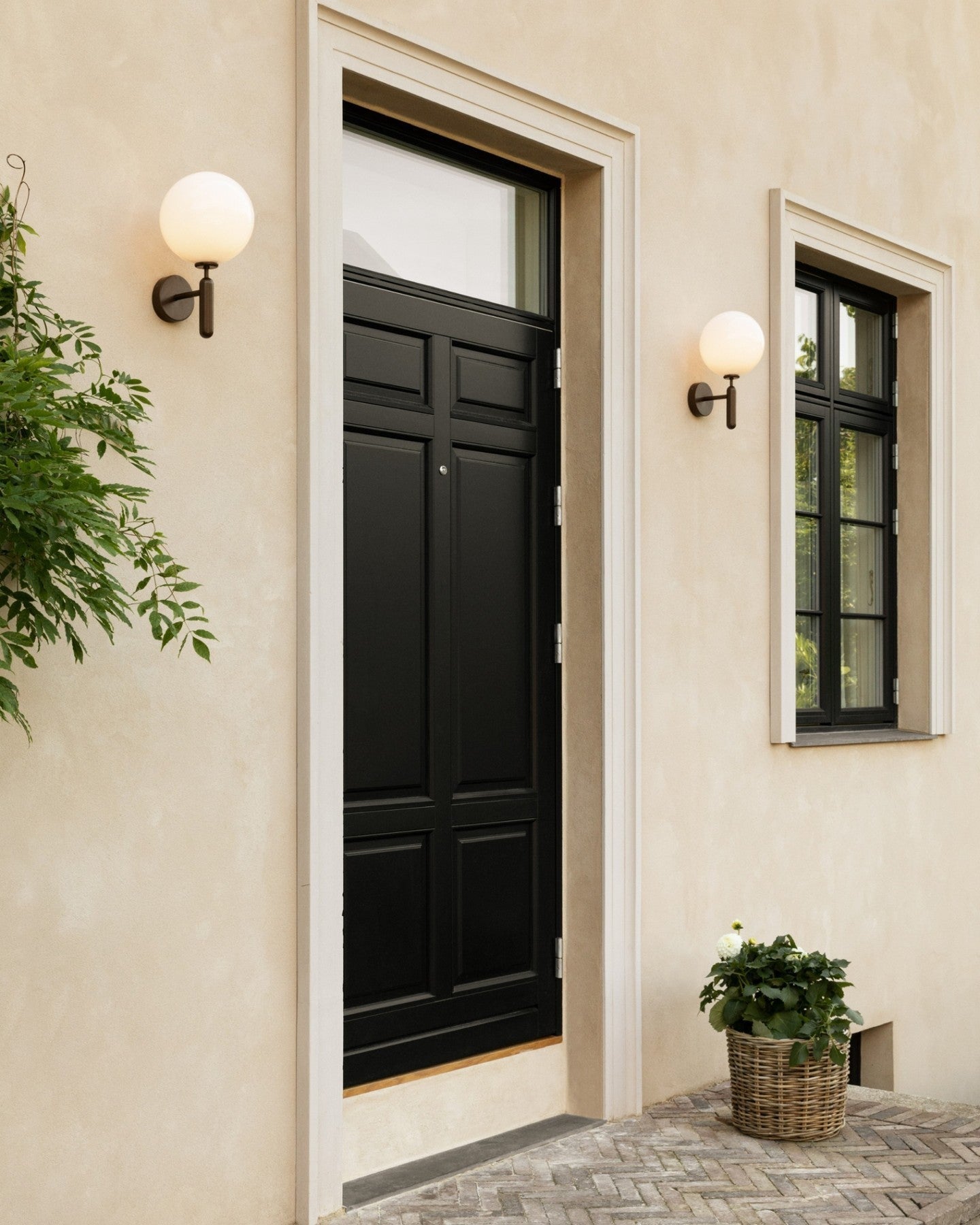 FjordLuma Wall Light Minimalist Scandinavian Design