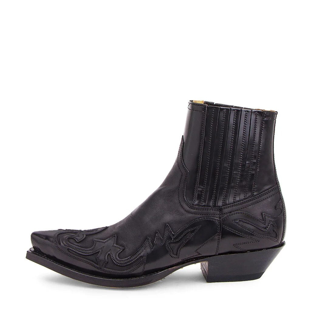 Western Leather Boots | Classic Embroidered Design | Svulp