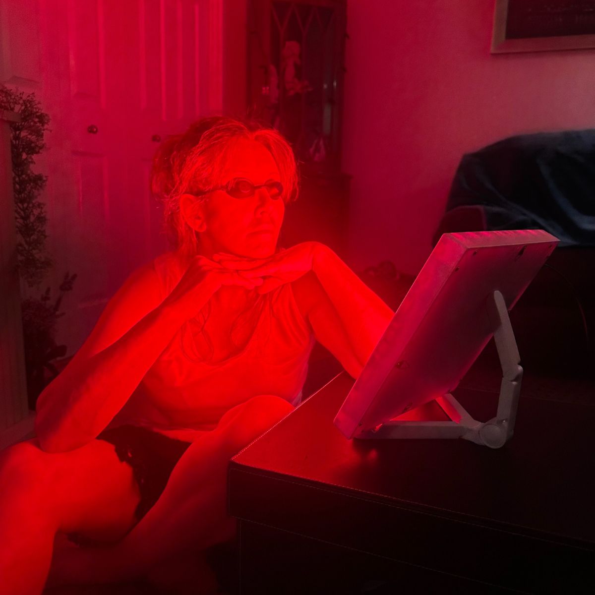 Advanced FDA-Approved Infrared & Red Light Therapy Panel with Stand