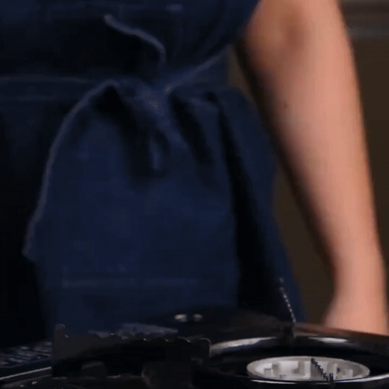 Svulp | TITAN-PREMIUM PAN - High-quality titanium pan without coating for all hob types